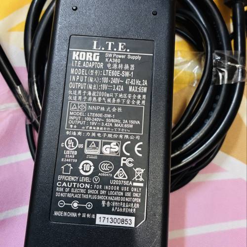 火牛 變壓器 19v 3.42a 及24v 2.5a .