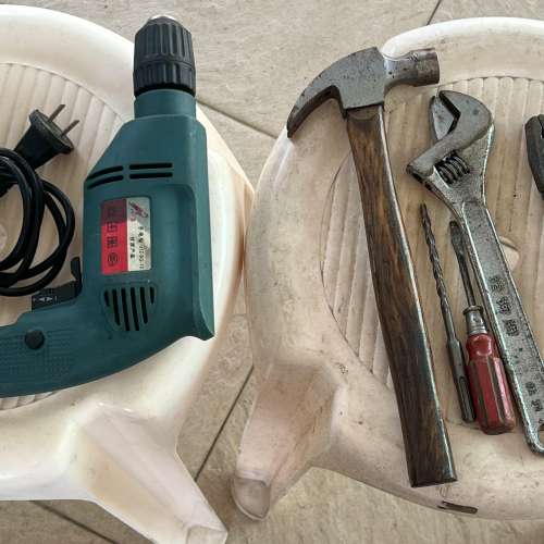 家居手電鑽 + 小量工具 清屋出售 HK$100.00