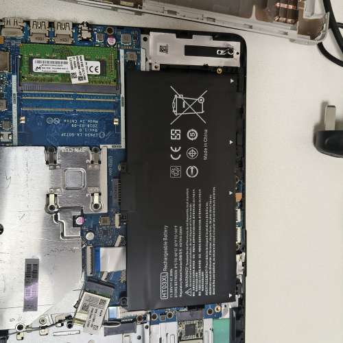 新淨 HP laptop 15， Pentium Silver N5000 cpu, 8G DDR4, 128G SSD, DVD RW, 連火...