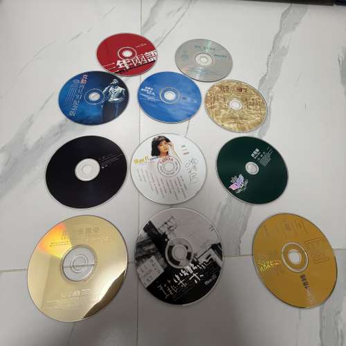 一堆CD