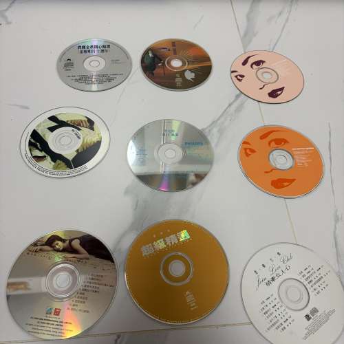 一堆CD