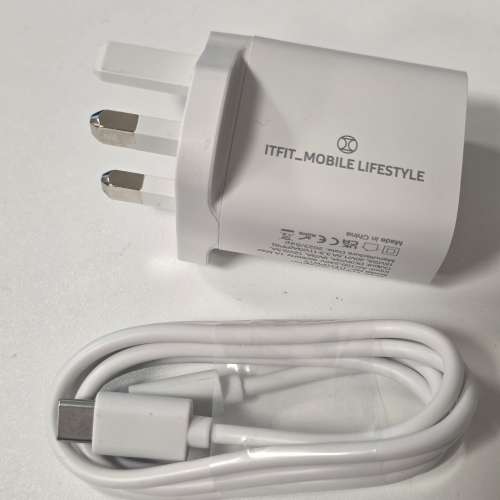 全新 ITFIT 30W PD USB-C AC Adaptor + USB C-to-C Cable