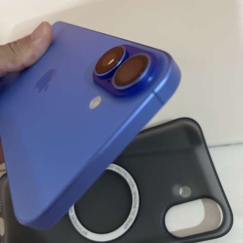 大機iPhone 16 plus 256gb,港行原裝極新，有套有貼，完美冇花，冇修冇拆，所有正常！