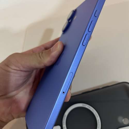 大機iPhone 16 plus 256gb,港行原裝極新，有套有貼，完美冇花，冇修冇拆，所有正常！