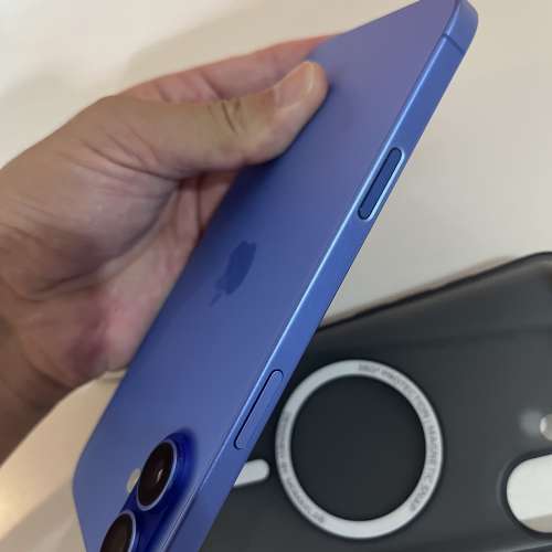 大機iPhone 16 plus 256gb,港行原裝極新，有套有貼，完美冇花，冇修冇拆，所有正常！