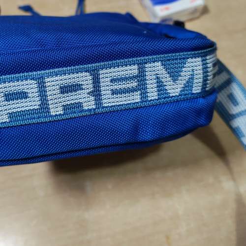 Supreme 斜孭袋