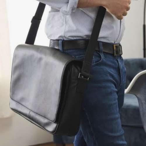Men Colorado leather messenger bag
