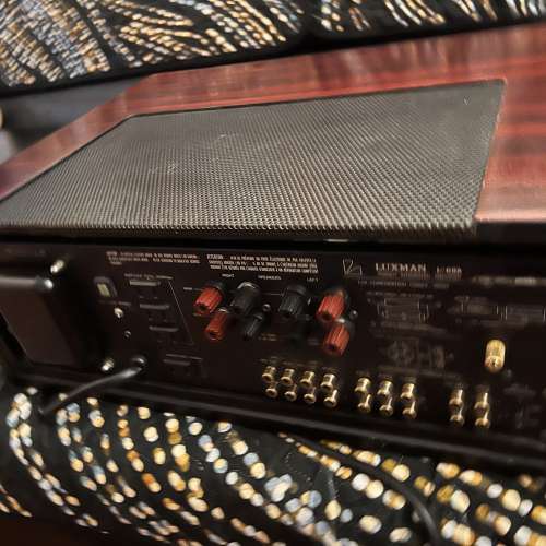 Luxman L-68A純甲類立體聲擴大機（香港電壓 220V）