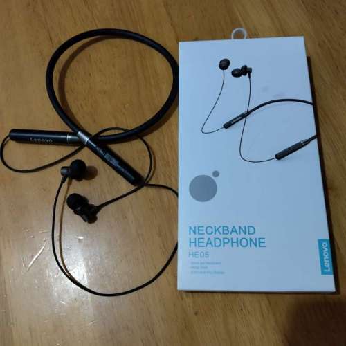 Lenovo掛頸式藍芽耳機
