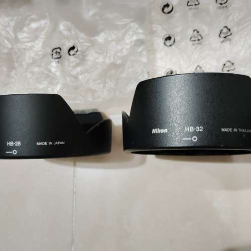 全新Nikon原廠蓮花狀遮光罩四款~~HB-28、HB-32、HB-53、HB-N102