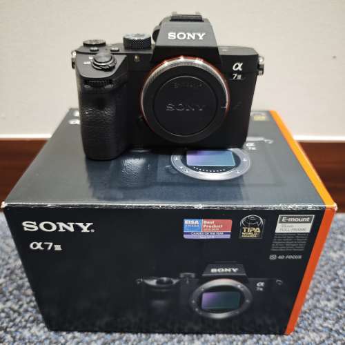 Sony A7III, A7M3 body with box