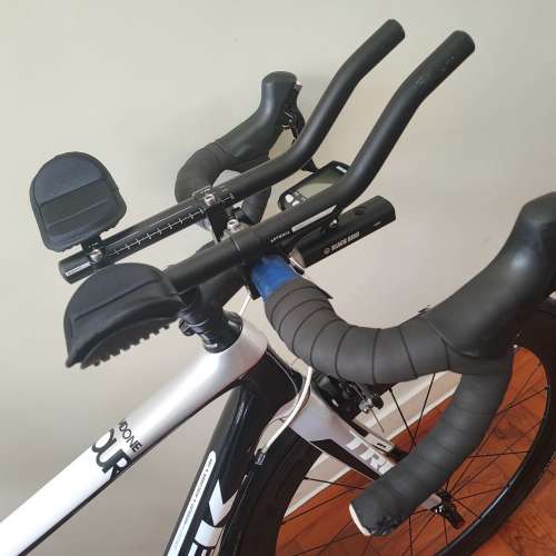 【放售】TREK Madone 4.5 碳纖維公路車 (附高框碳輪/TT把)