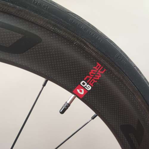【放售】TREK Madone 4.5 碳纖維公路車 (附高框碳輪/TT把)