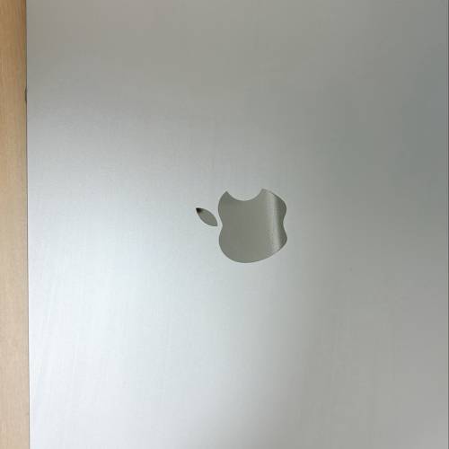 M4Apple macbook air (99%new) 16gb ram 512gb ssd (apple warranty to 2027 feb)