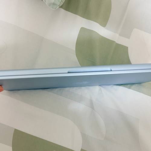 M4Apple macbook air (99%new) 16gb ram 512gb ssd (apple warranty to 2027 feb)