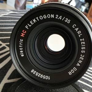 Carl Zeiss 35mm f2.4 Flektogon 红MC