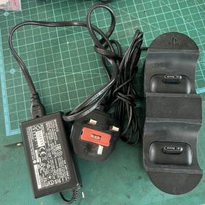 PS4 雙手制充電座 清屋出售 HK$60.00