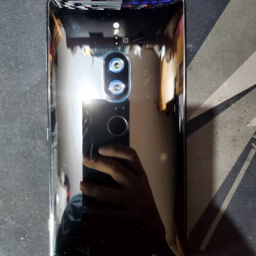 Sony Xperia XZ2 Premium 手機