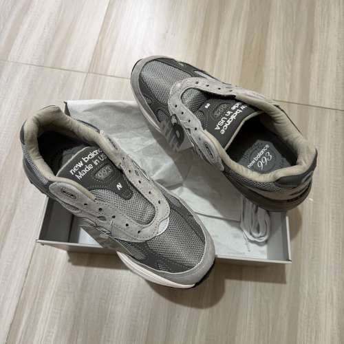 New Balance 993