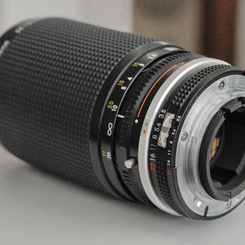 Nikon Zoom Nikkor 35-200mm