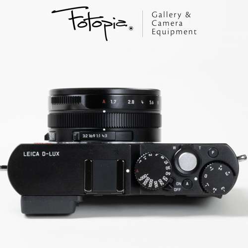 || Leica D-Lux (Typ 109) - Black / 18473 with extra handgrip ||