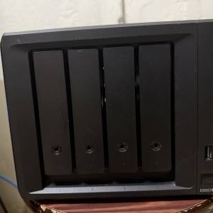 Synology 4 bay DS923+ 連10Gb lan card