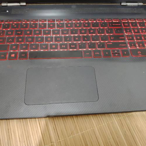 HP OMEN 電競手提電腦 i7-7700HQ rx460