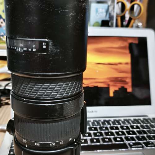 Sigma 70-210 F2.8 (Nikon mount)