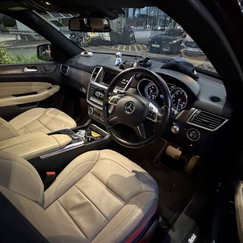 Mercedes-Benz ML400