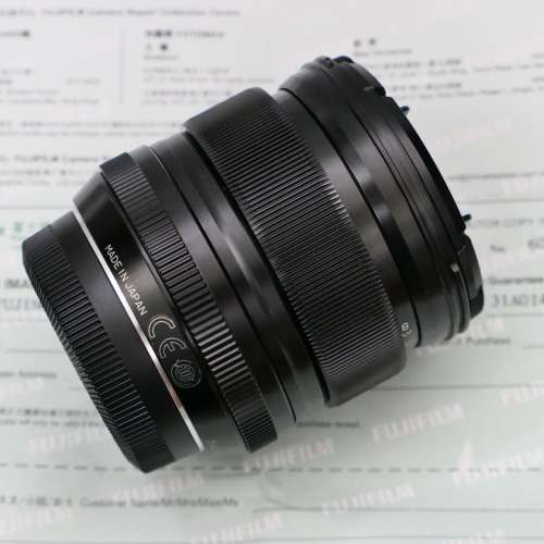 9成以上新 Fujifilm Fuji 14mm F2.8 X Mount 全新一手購入 遮光罩 原廠鏡頭蓋及底蓋...