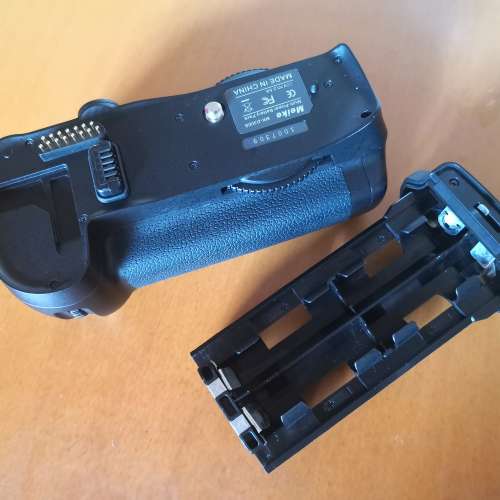 Meike 副廠直倒 D300/s＆D700用（已售）