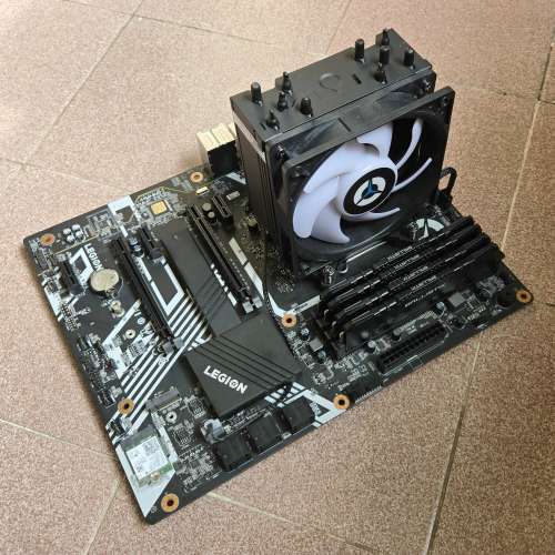 新機拆出LENOVO LEGION 支持11代CPU底板