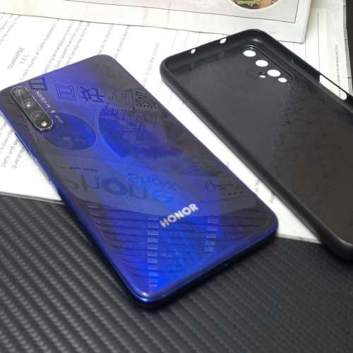 huawei華為honor榮耀20幻影藍 國行8+256 95%新淨 已安裝google