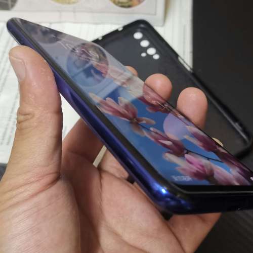 huawei華為honor榮耀20幻影藍 國行8+256 95%新淨 已安裝google