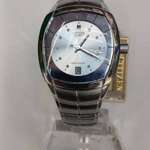 罕有Vintage Citizen Square & Round Quartz Watch w/ Mirror Edge