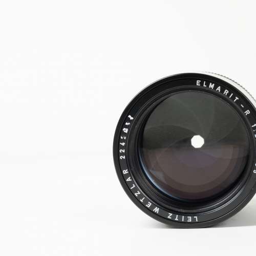 || Leica Elmarit-R 135mm F2.8 - v1 / Series VII / 2-CAM with VII filter ring ||