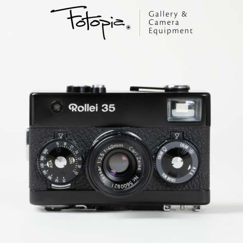 || Rollei 35 - Black / transitional version with accessories ||