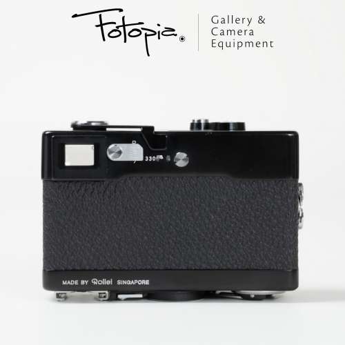 || Rollei 35 - Black / transitional version with accessories ||