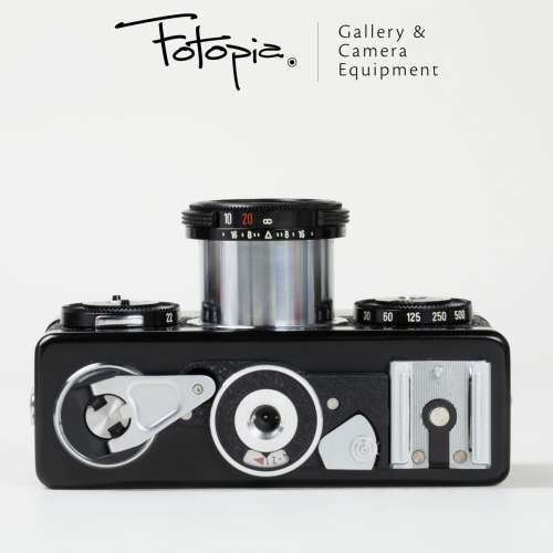 || Rollei 35 - Black / transitional version with accessories ||