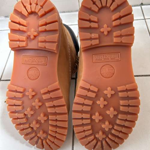 Timberland (size w7-1/2) 10361 women&rsquo;s premium 6&rdquo; waterproof boot