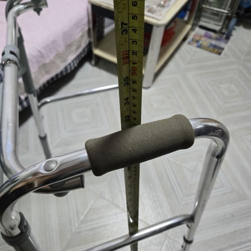 健怡康鋁合金助行架