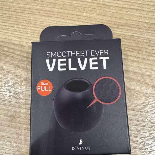 韓國 VELVET Smoothest ever 耳膠（ML/L）各一對