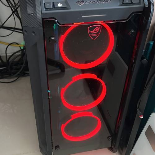 ASUS ROG水冷電腦