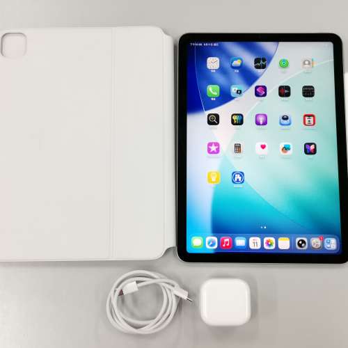 Apple iPad Air 4 (64GB) wifi 天藍色,連Magic keyboard及Apple pencil2 全套