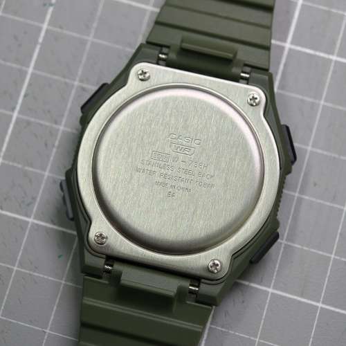 新款新淨無花 Casio W-738H-3AV 10年電 100米防水