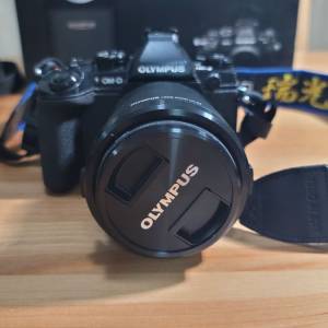 Olympus EM1 + HLD-7直度 + m.zuiko 12-40mm f/2.8