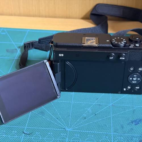 Panasonic Lumix S9 Black & 28-200mm set
