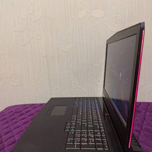 Alienware 17"大屏
