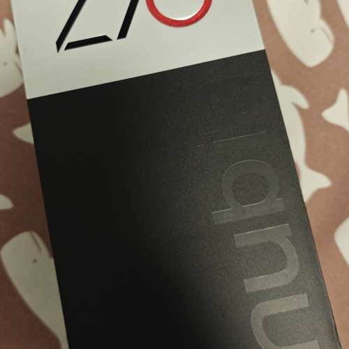 Nubia Z70 Ultra 國際版 12+256GB 全套有盒有保養