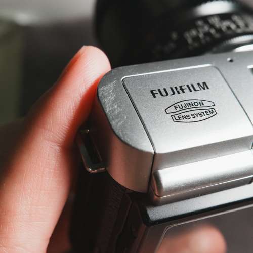 Fujifilm X-M1 己改IR720, 附零件可找師傅還原
